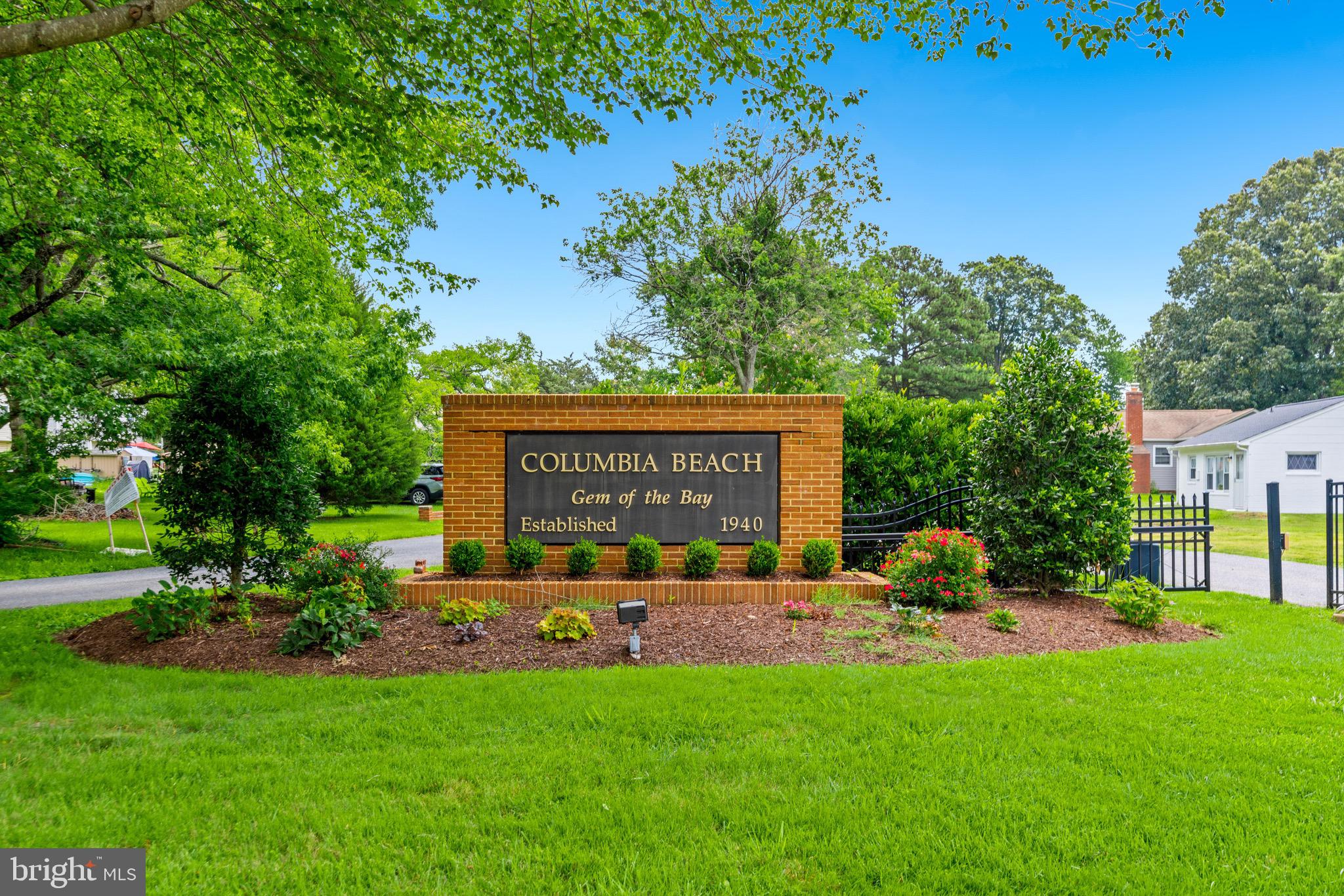 COLUMBIA BEACH - Residential