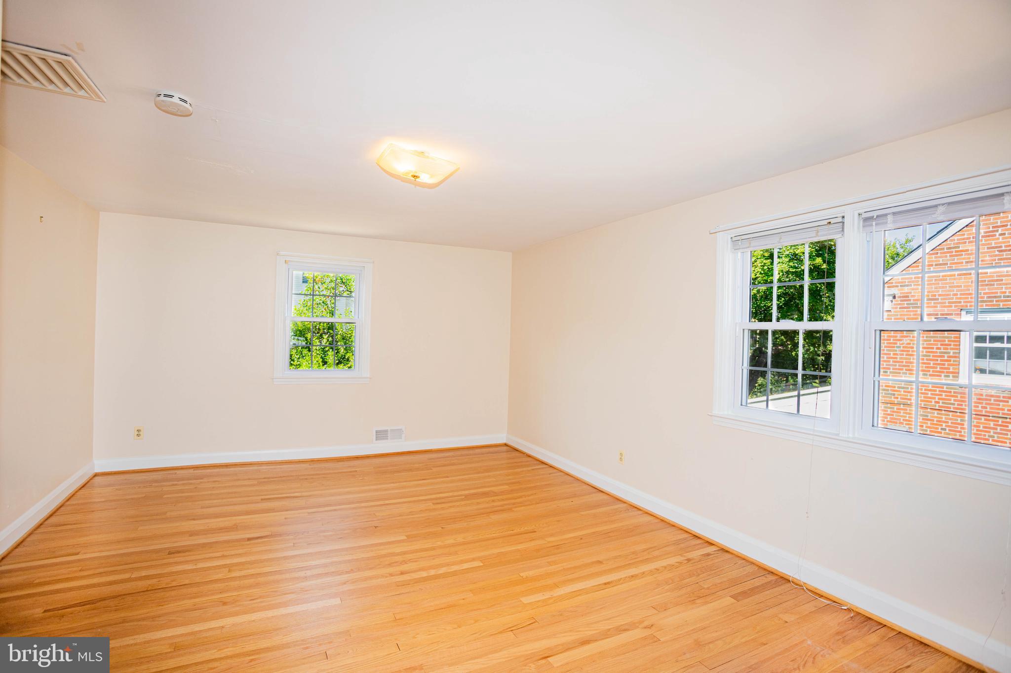 TOWSON PARK - Residential Lease