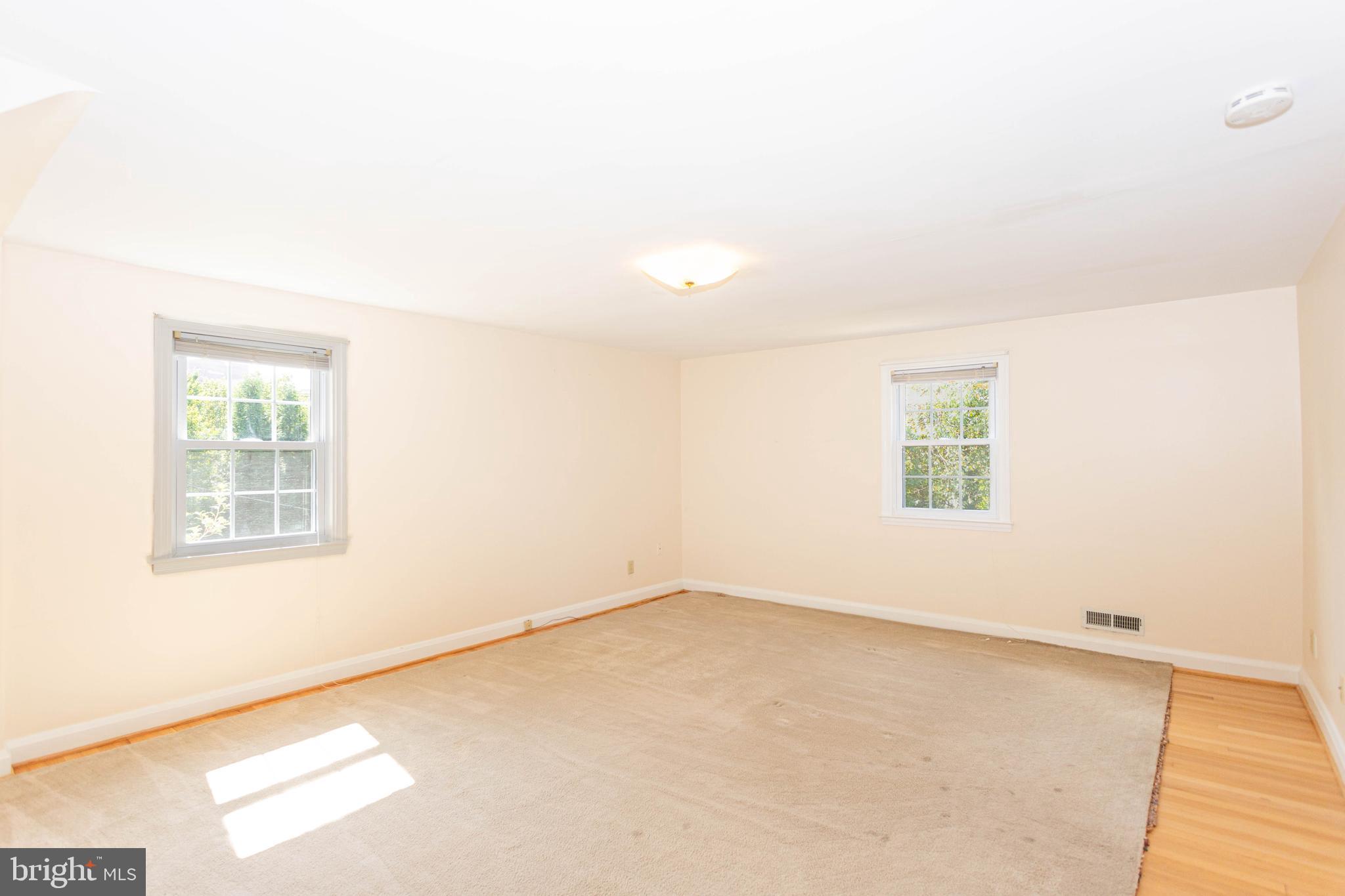 TOWSON PARK - Residential Lease