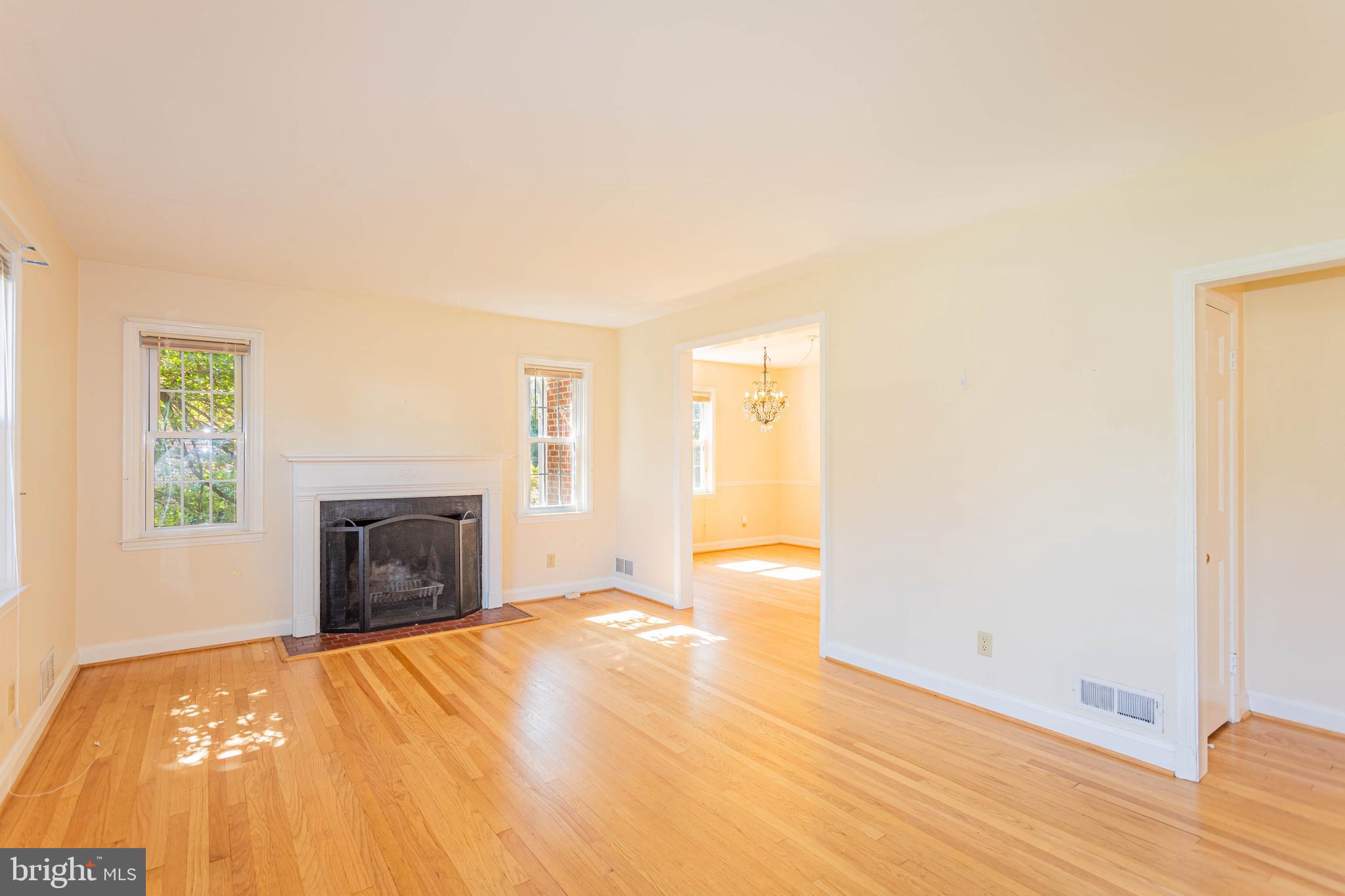 TOWSON PARK - Residential Lease