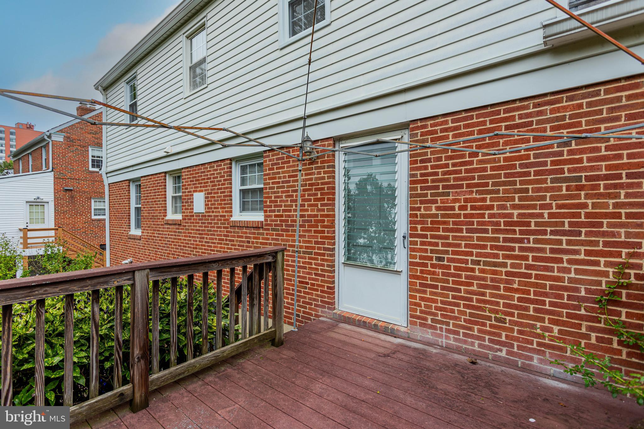 TOWSON PARK - Residential Lease