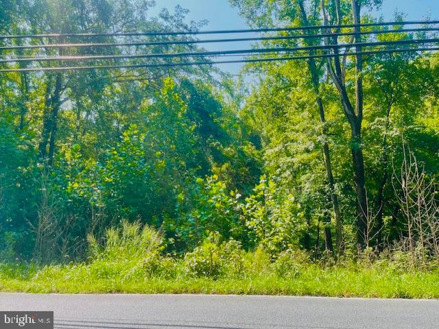 BUILT YOUR DREAM HOME! , NO HOA , WATER AND SEWER PUBLIC. DO NOT LOSE THIS GREAT OPPORTUNITY, GET IN YOUR PACKAGE $15K OF EQUITY.
