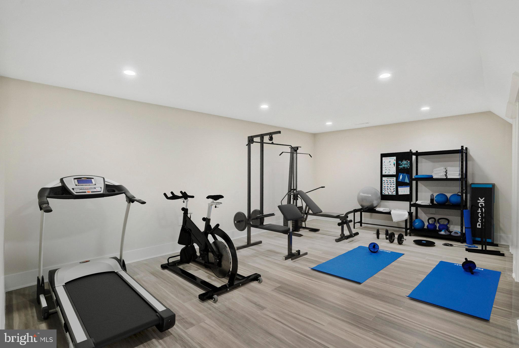 ARLINGTON FOREST - Residential