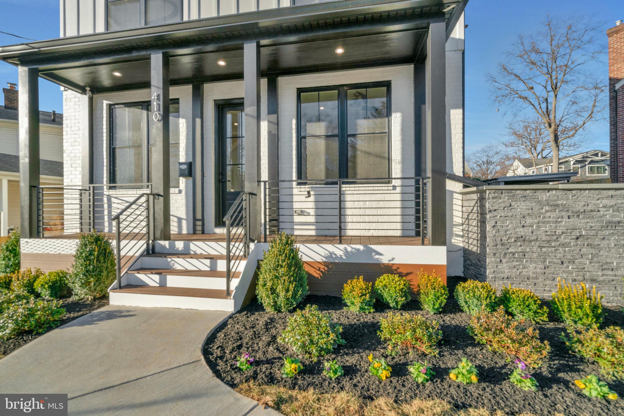 ARLINGTON FOREST - Residential