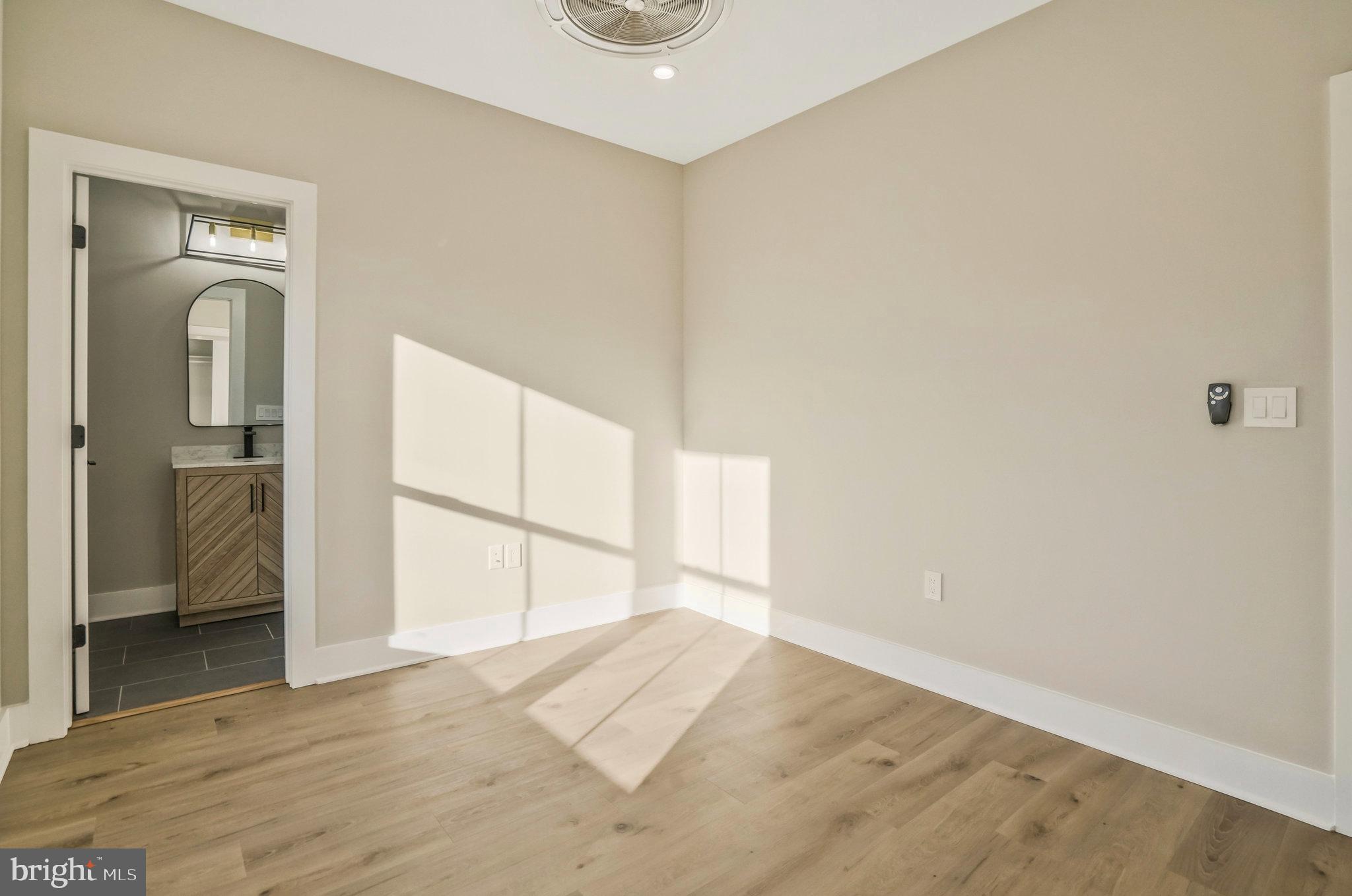 ARLINGTON FOREST - Residential