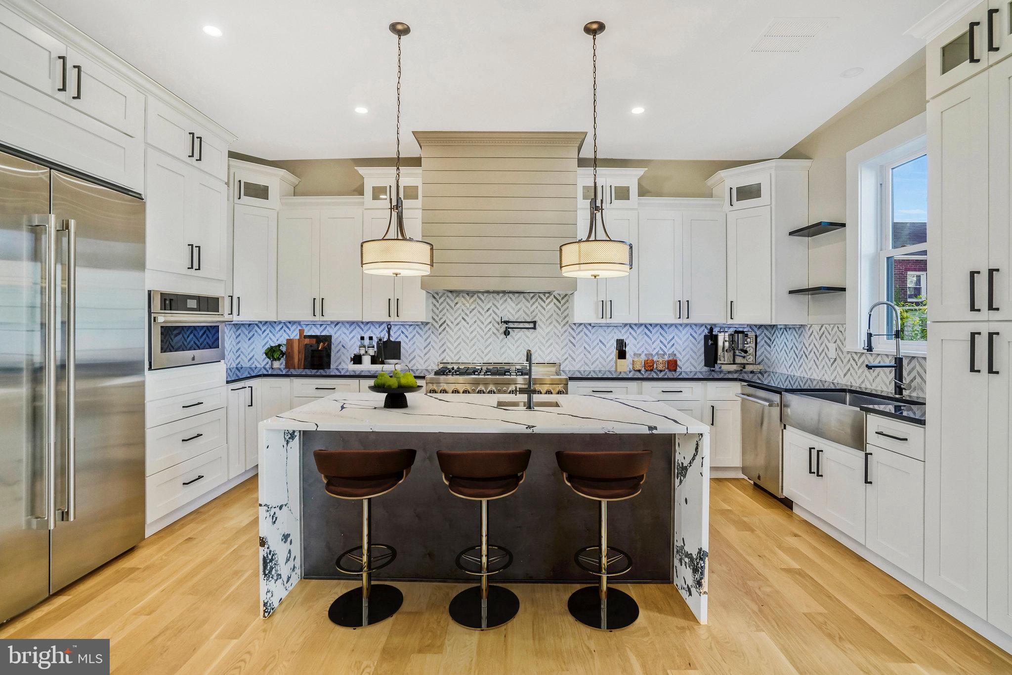 ARLINGTON FOREST - Residential