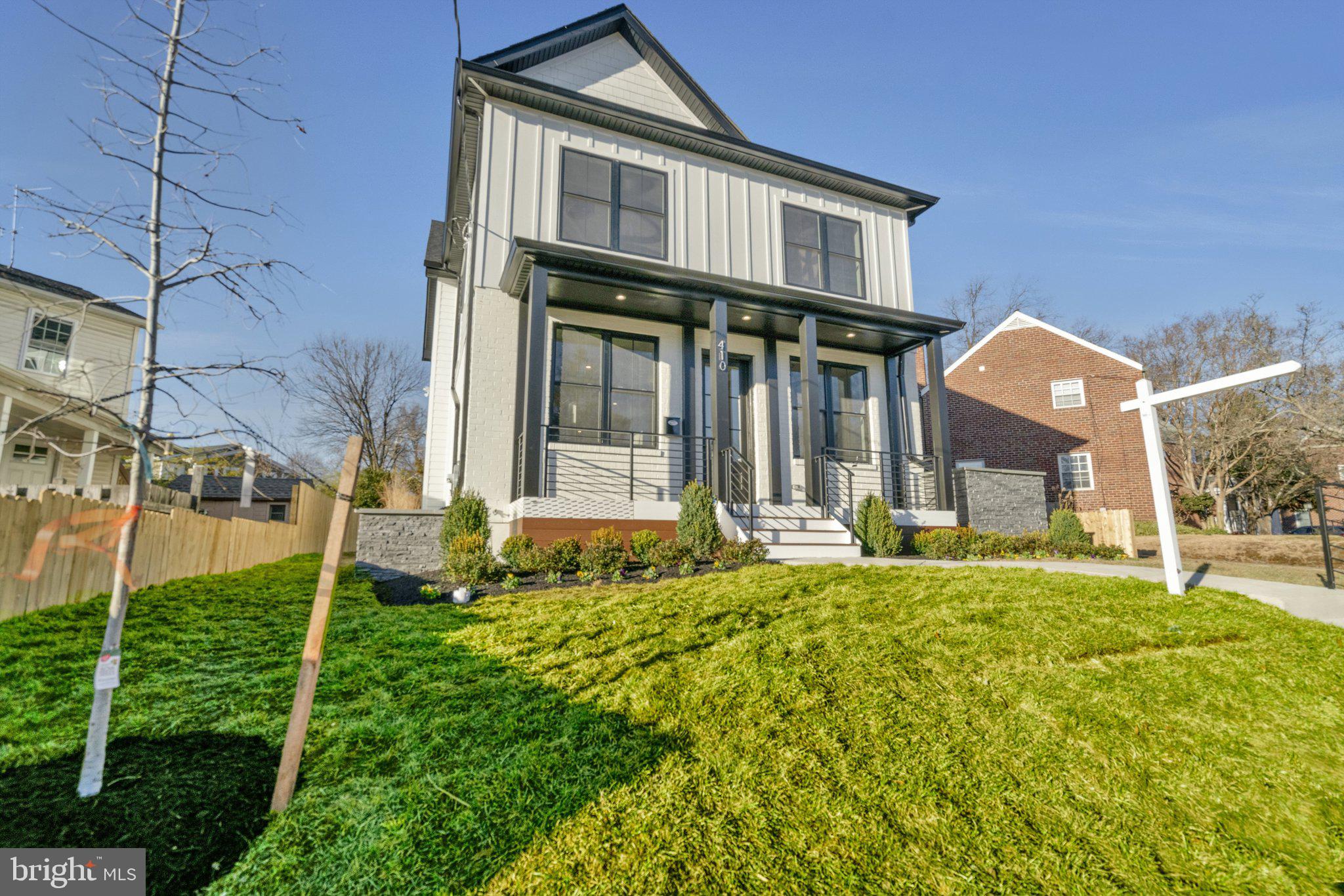 ARLINGTON FOREST - Residential