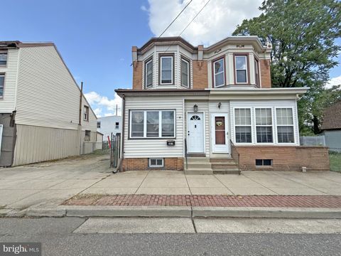 207 POWELL STREET GLOUCESTER CITY NJ 08030