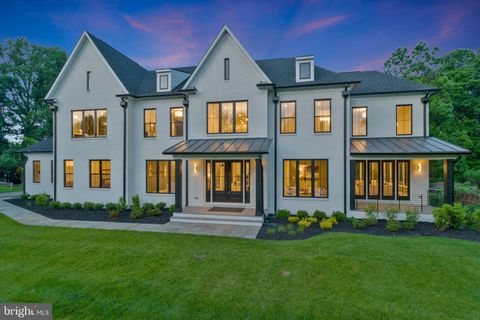 Homes For Sale - 1321 Hunter Mill Road<br/> VIENNA, VA 22182