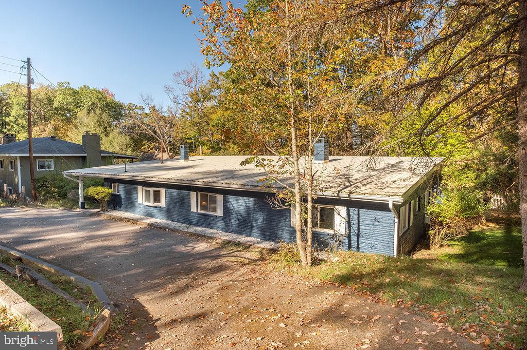 1321 MARSH HILL ROAD