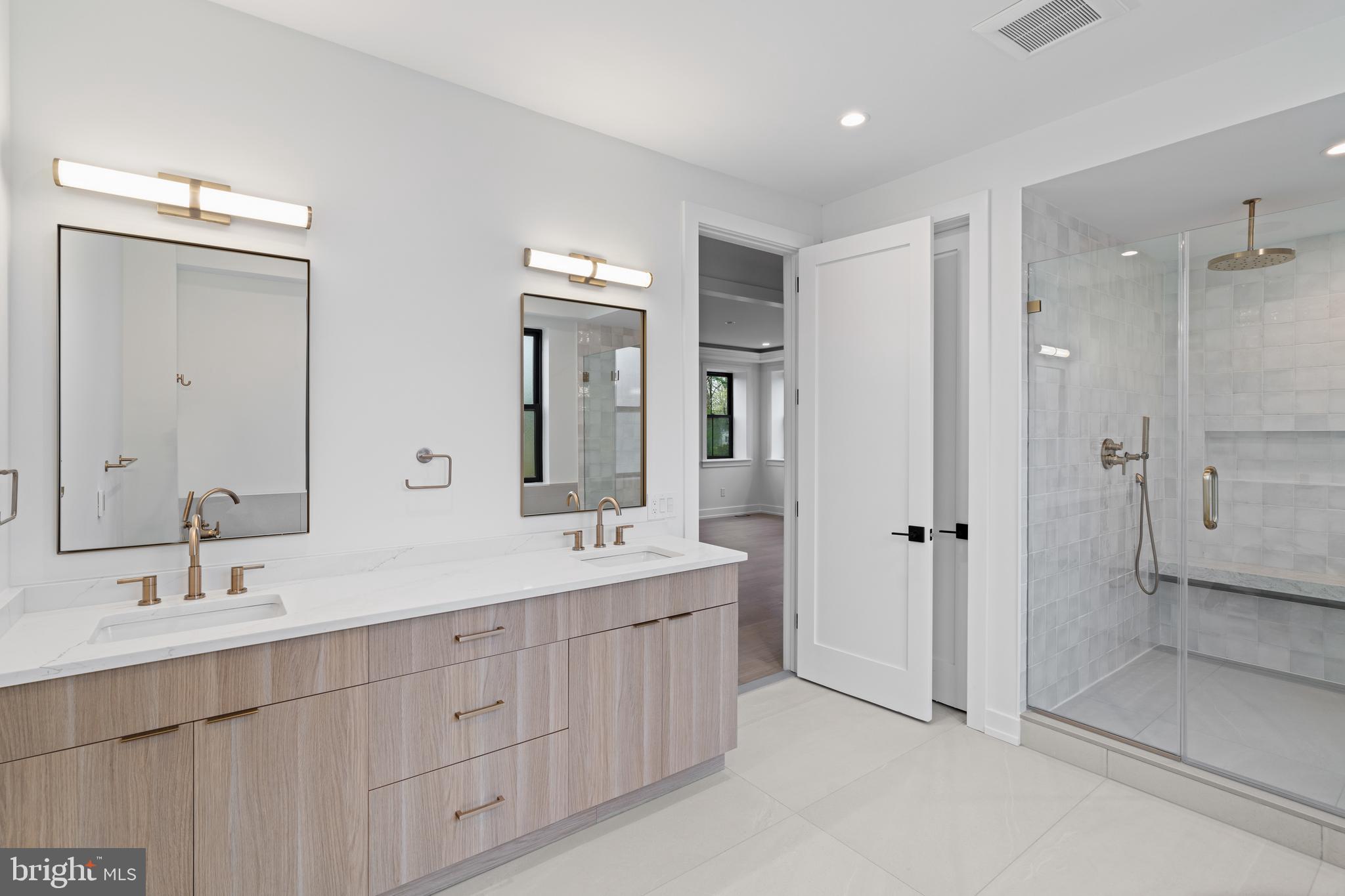 GREEN COUNTRIE - Residential