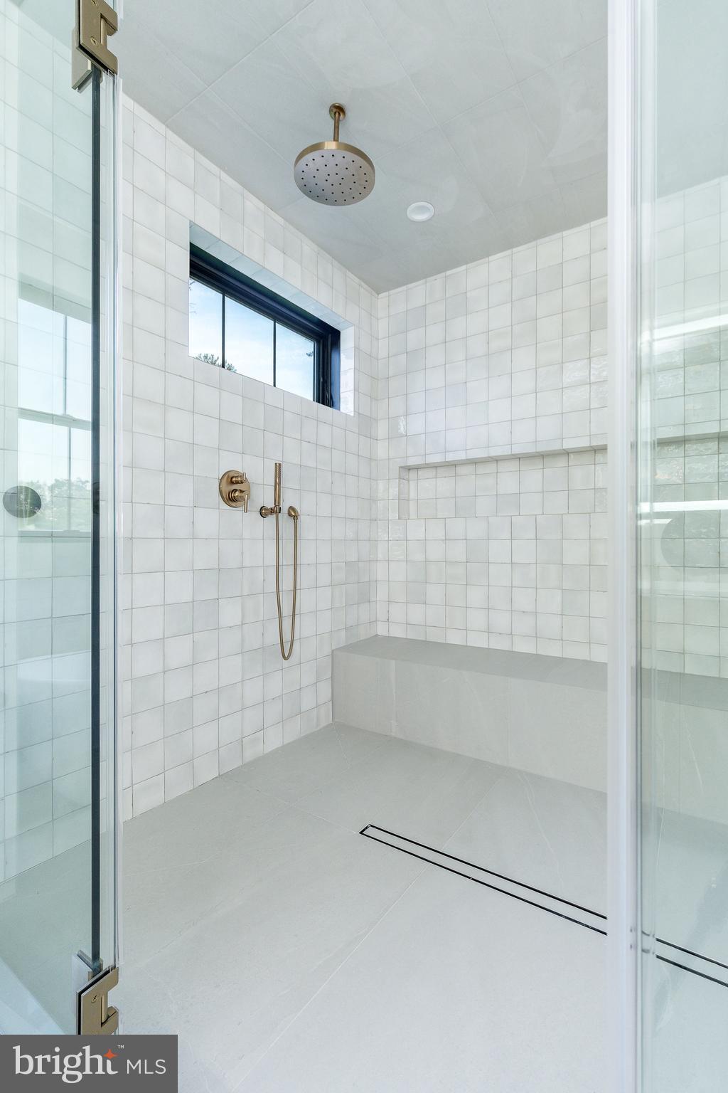 GREEN COUNTRIE - Residential