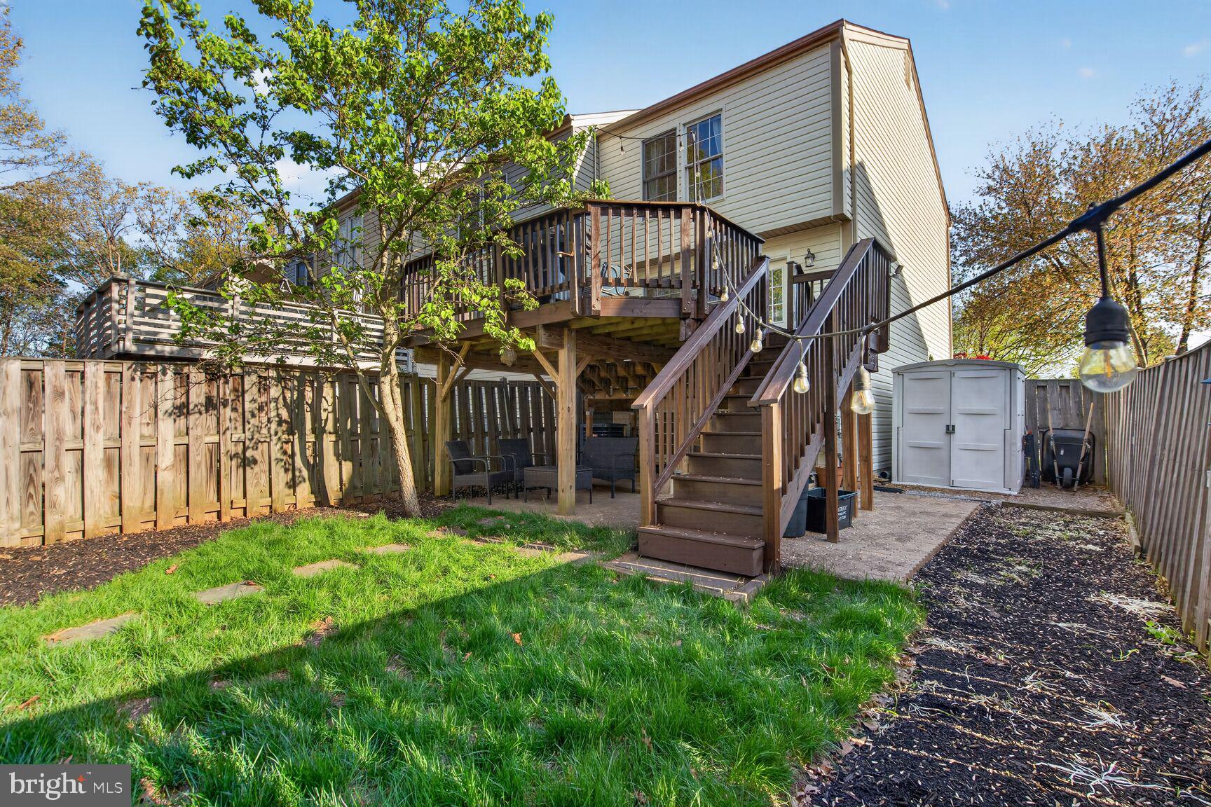 GREEN TRAILS - Residential