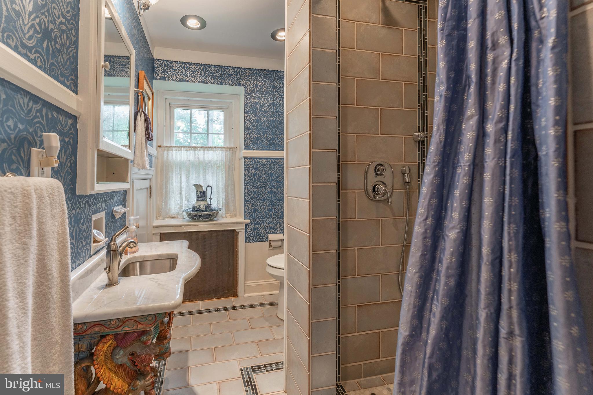 GULPH MILLS VIL - Residential