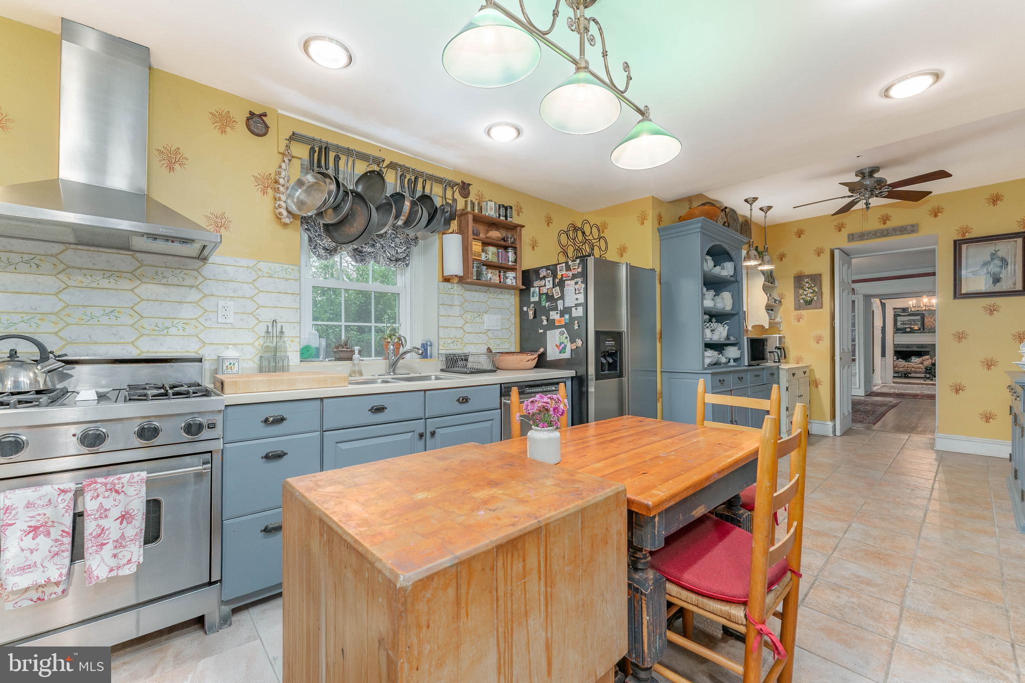 GULPH MILLS VIL - Residential