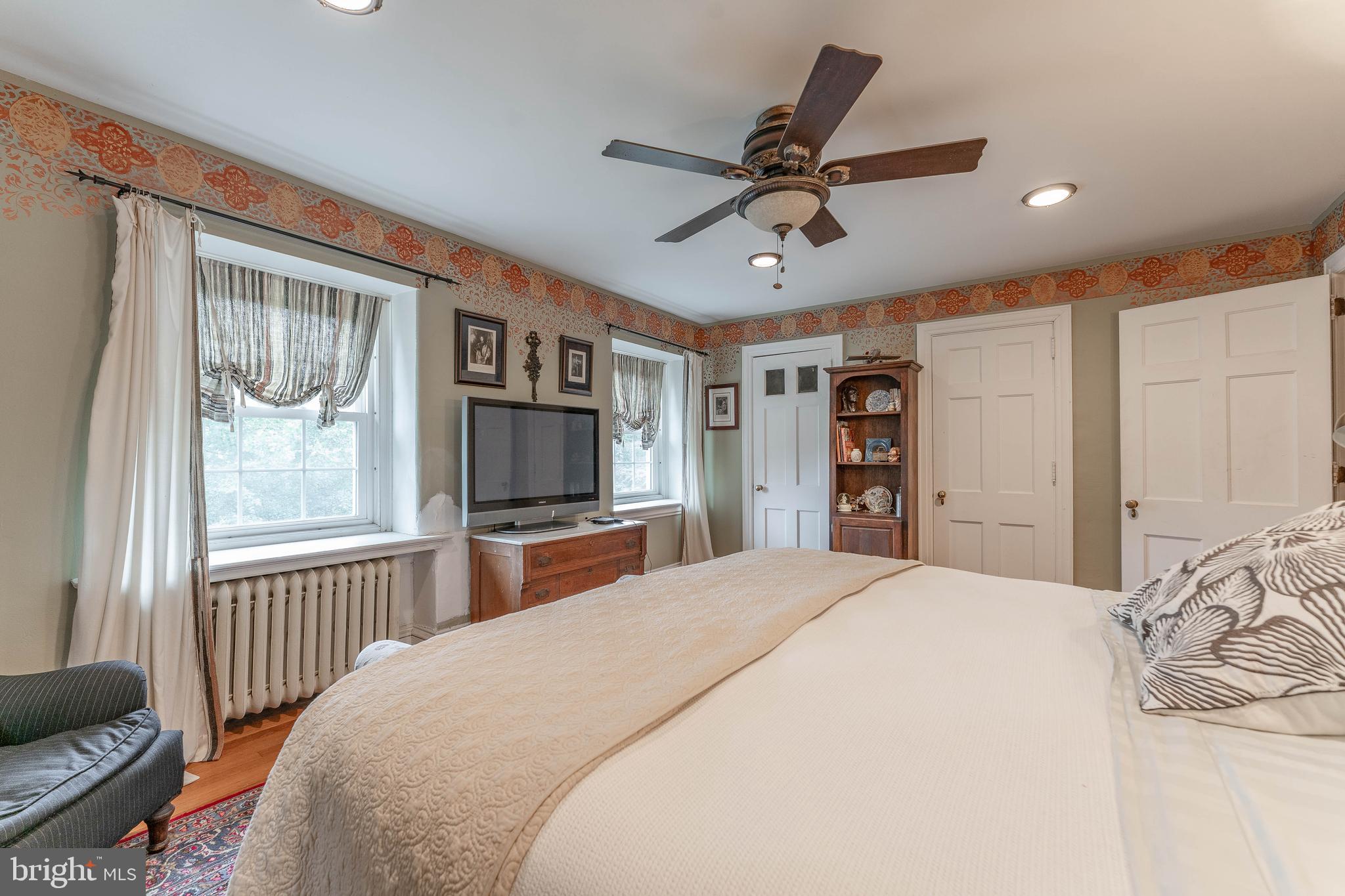 GULPH MILLS VIL - Residential