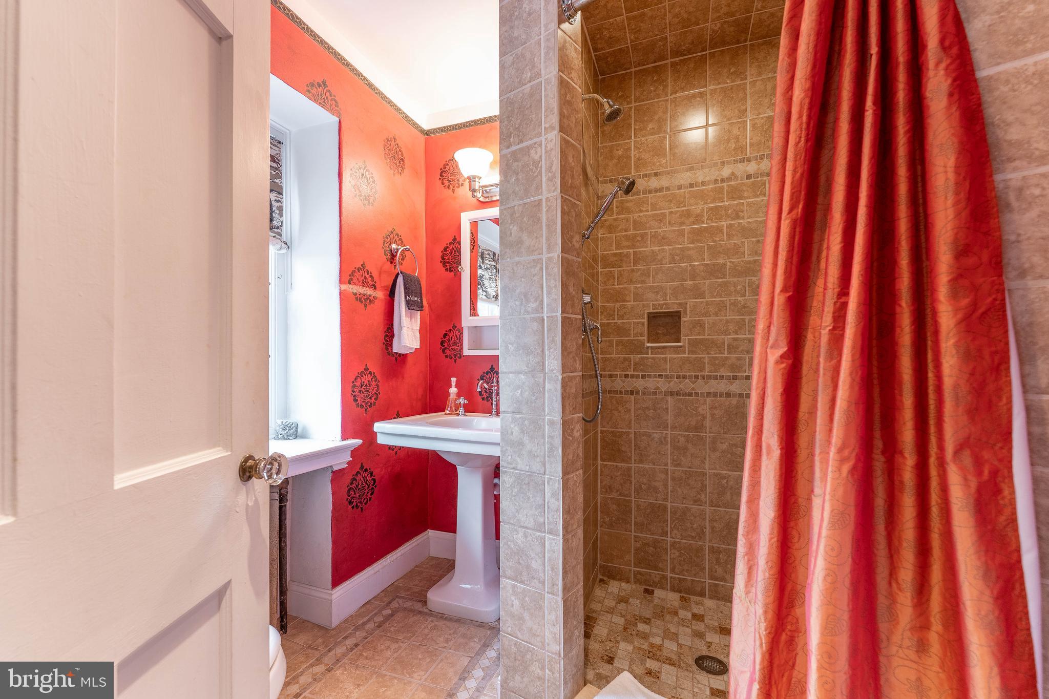 GULPH MILLS VIL - Residential