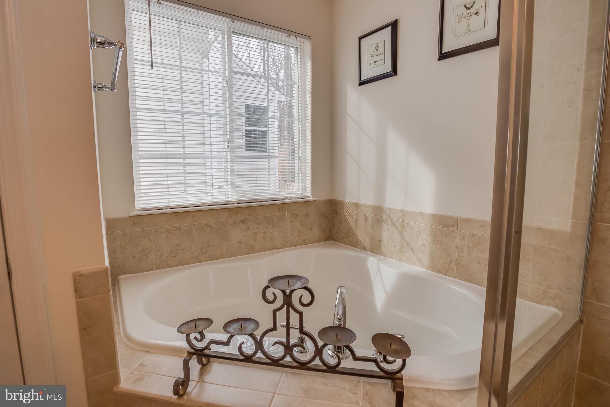 EAGLES POINTE - Residential Lease