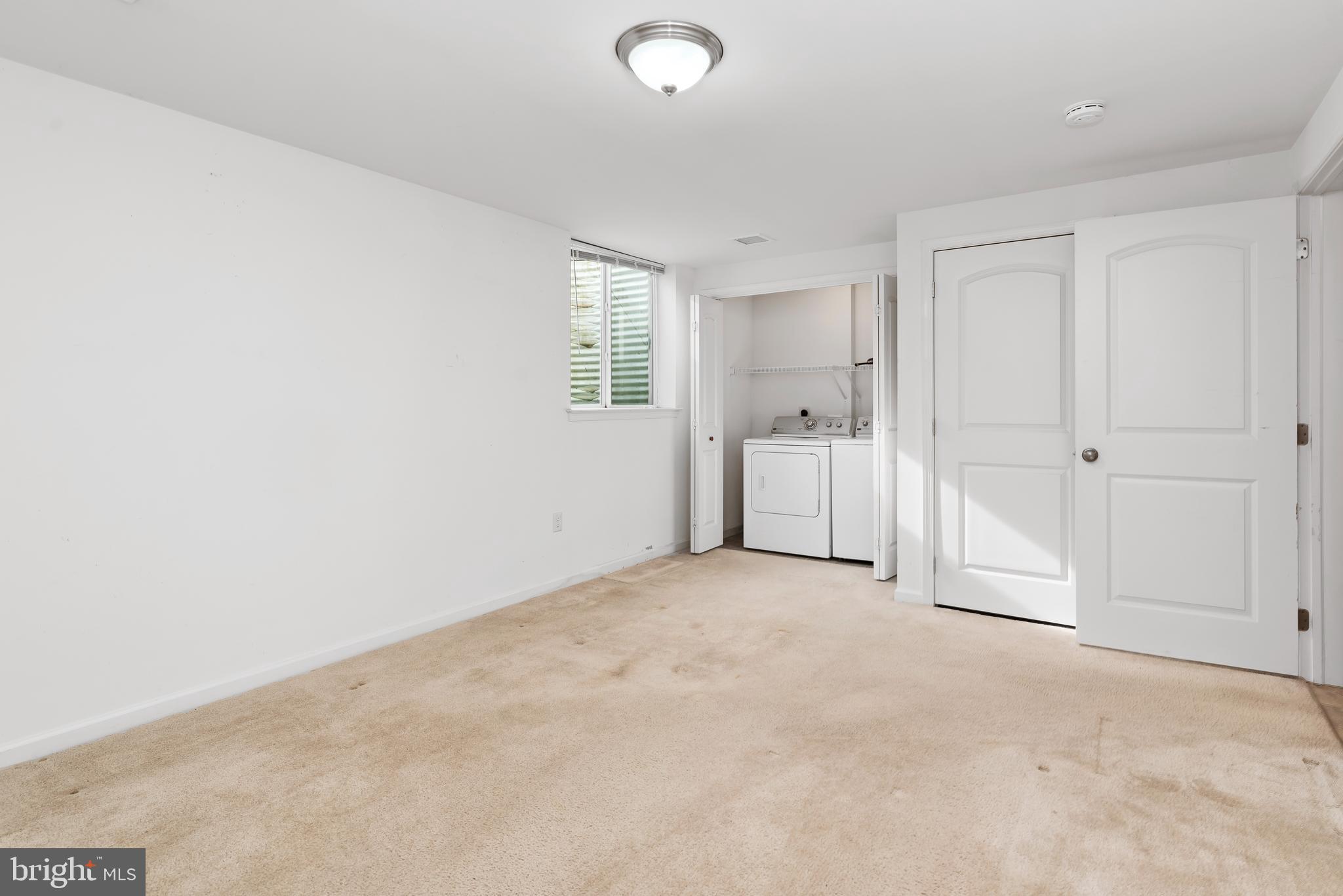 SCHOOLHOUSE CROSSING - Residential Lease