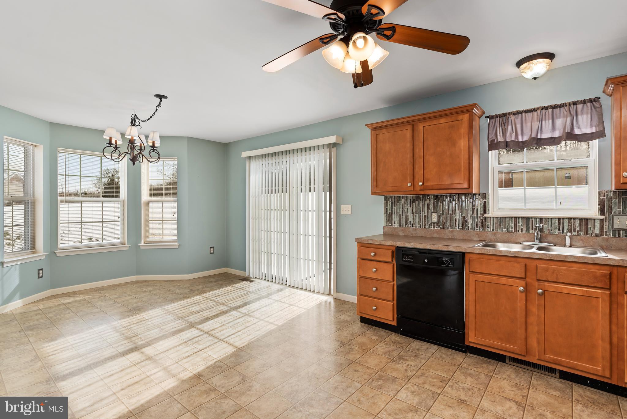 SCHOOLHOUSE CROSSING - Residential Lease