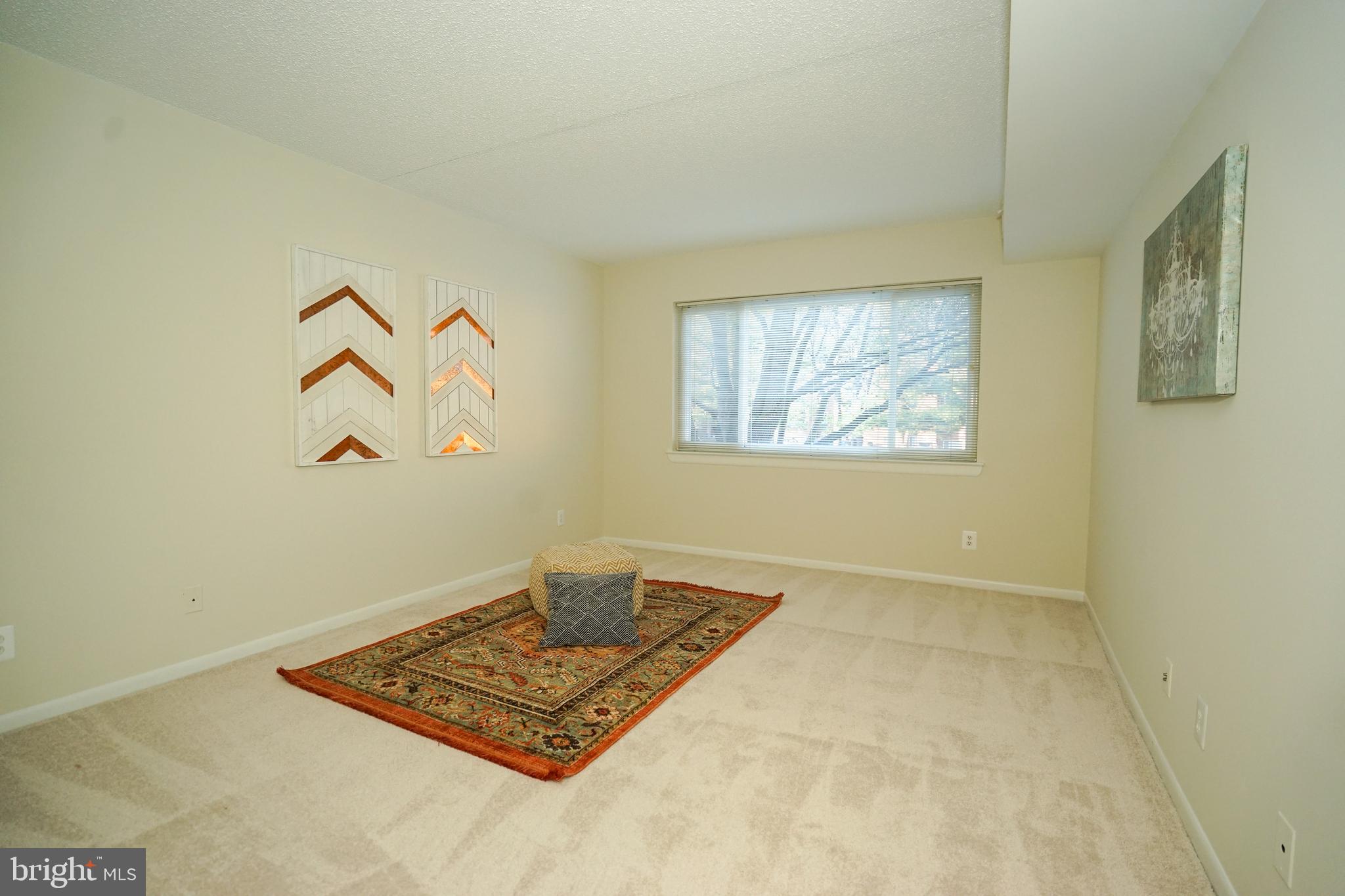 HUNTERS WOODS VILLAGE - Residential