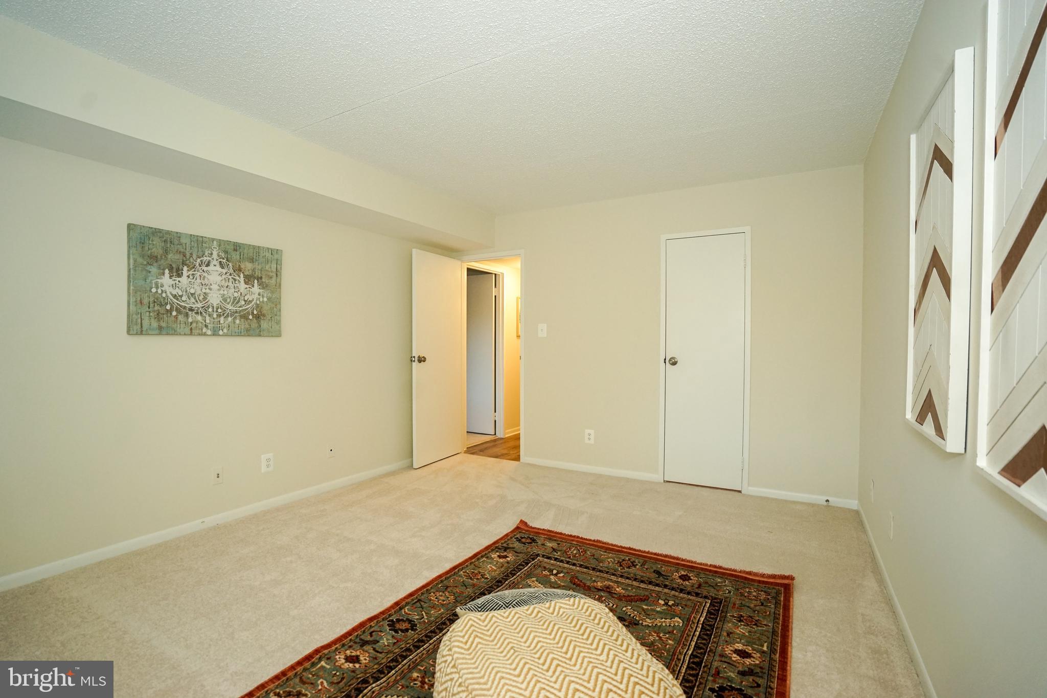 HUNTERS WOODS VILLAGE - Residential