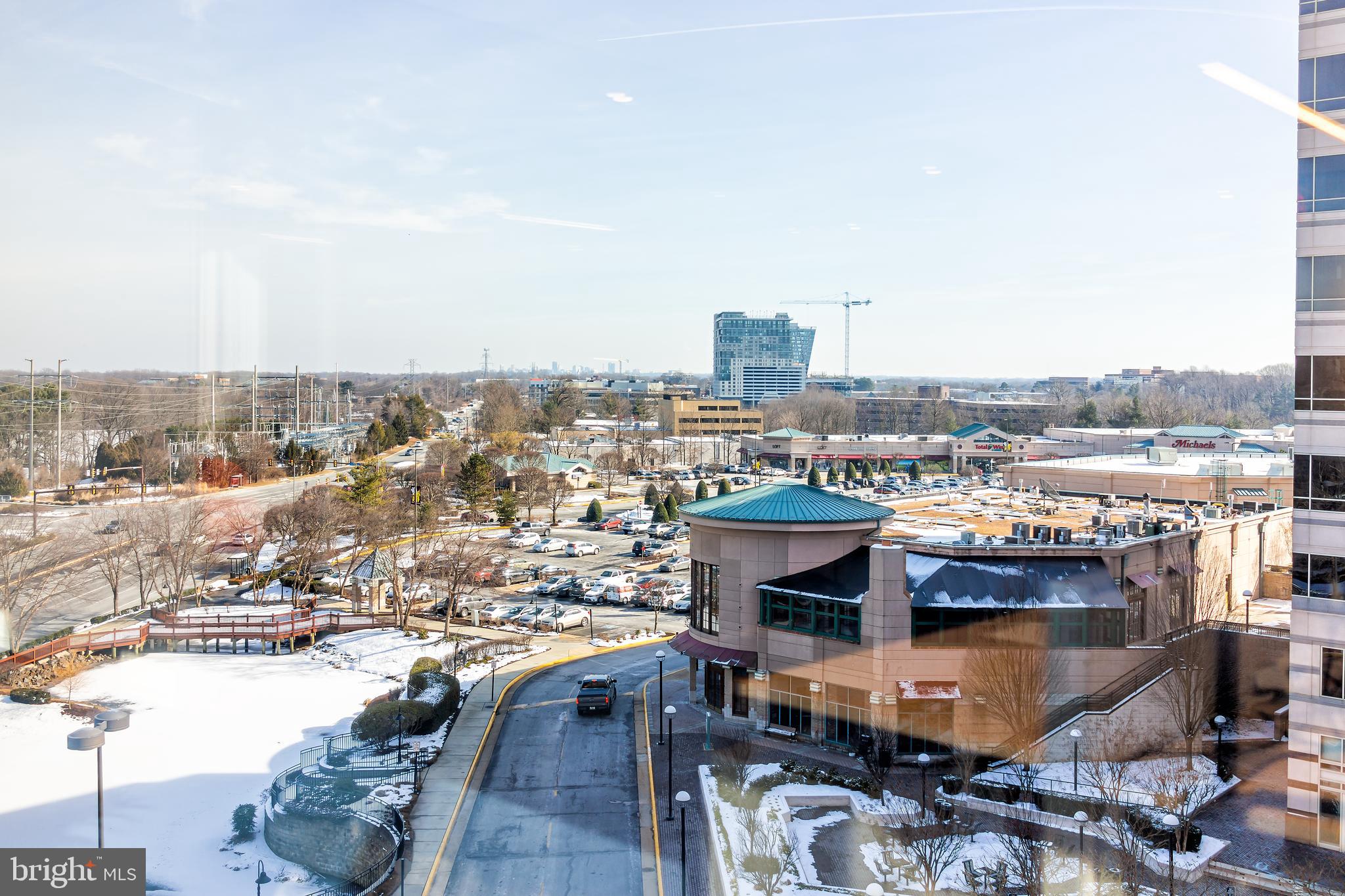 HUNTERS WOODS VILLAGE - Residential