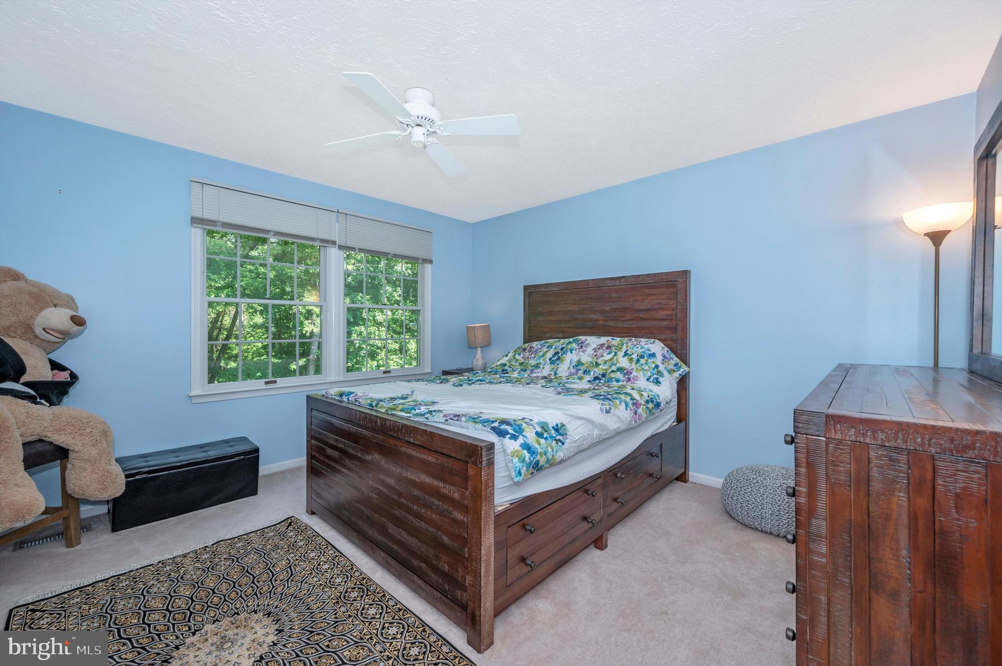 SENECA PARK NORTH - Residential Lease