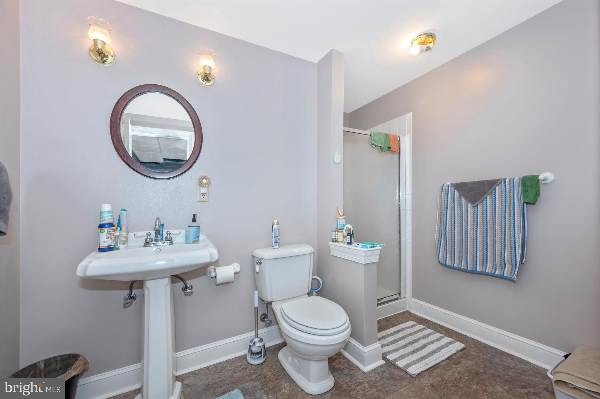 SENECA PARK NORTH - Residential Lease