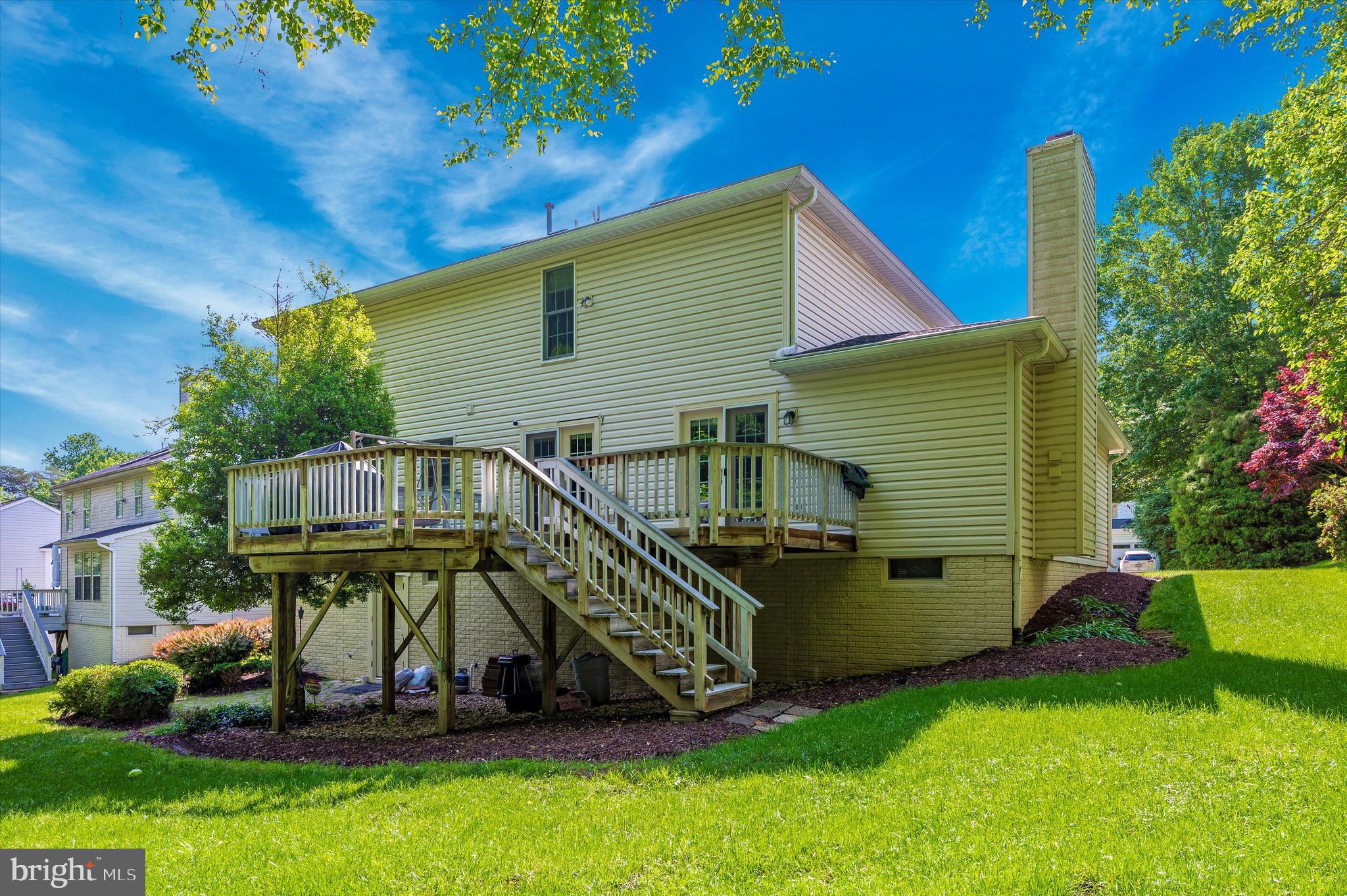 SENECA PARK NORTH - Residential Lease