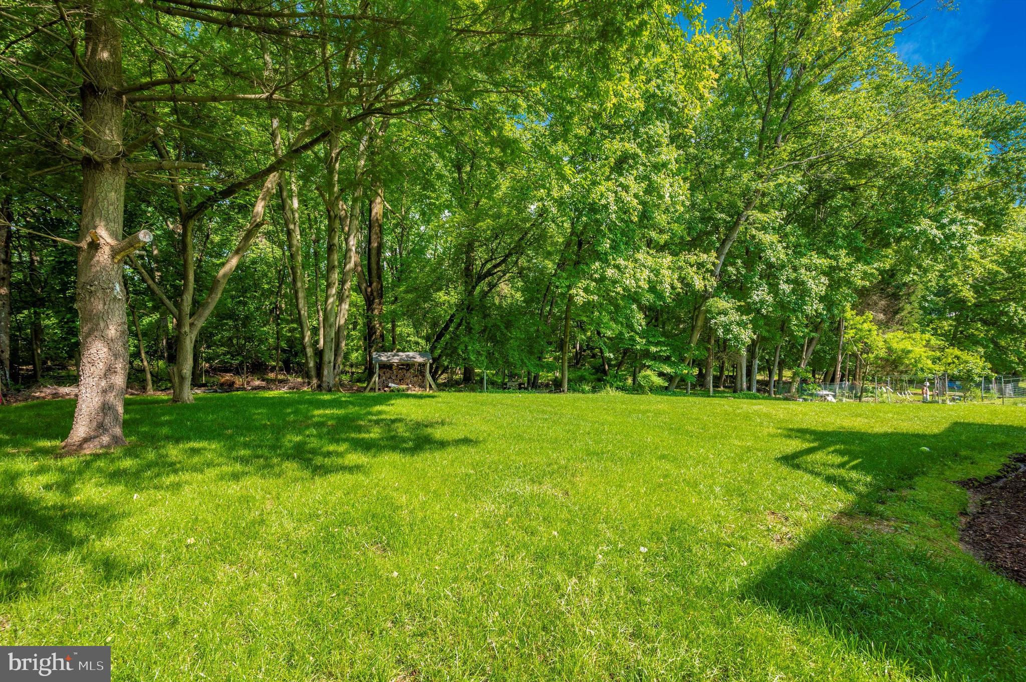 SENECA PARK NORTH - Residential Lease