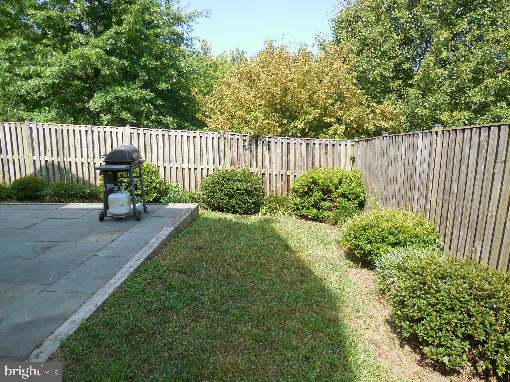 RIVER OAKS - Residential