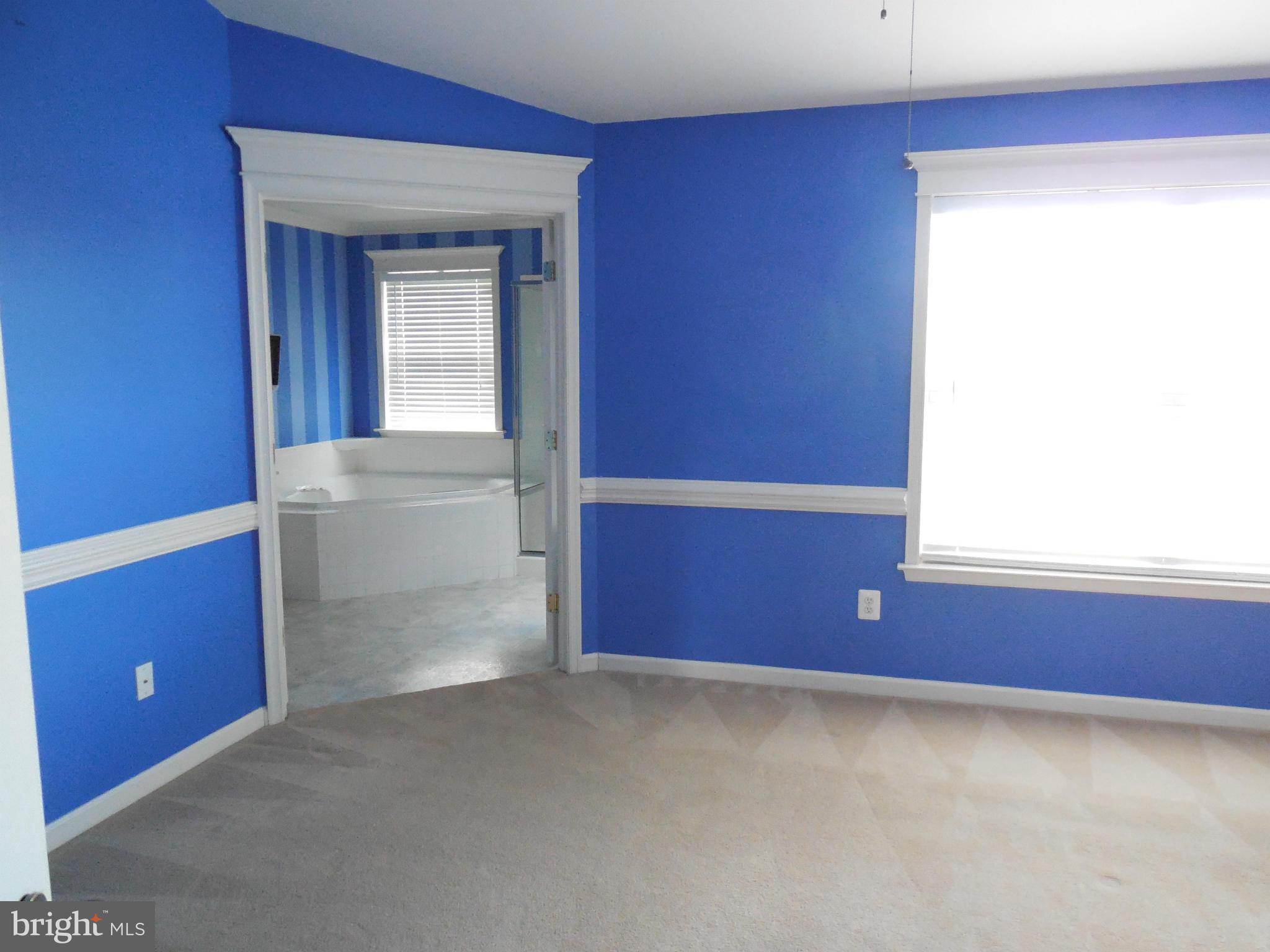 RIVER OAKS - Residential