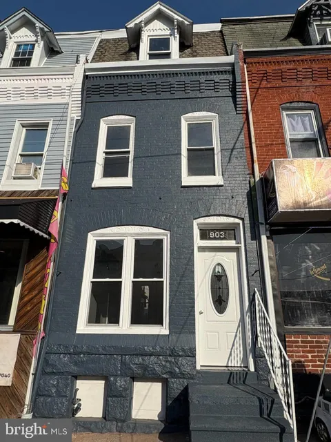 MLS: PABK2054630