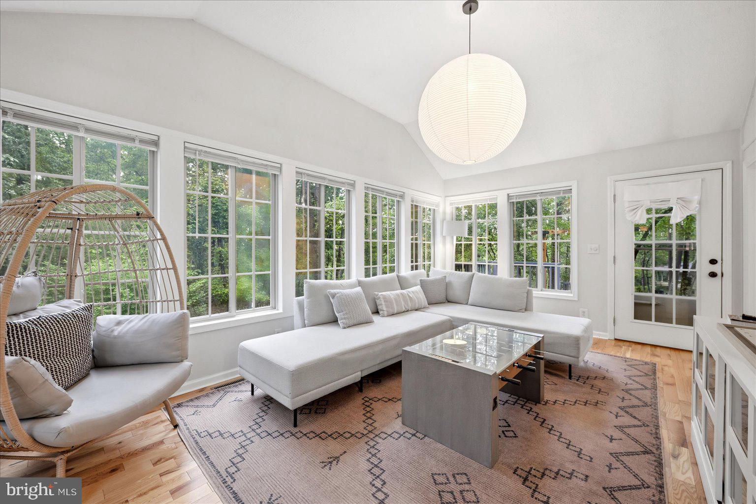 MOUNTAIN VIEW - Residential