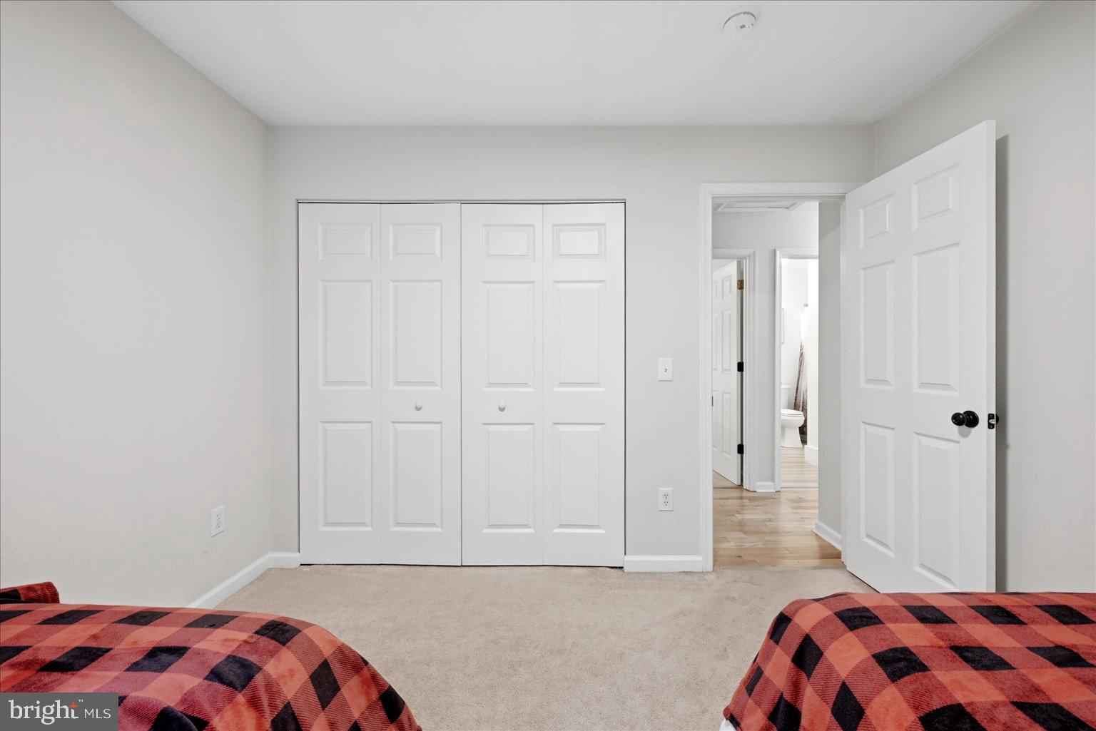 MOUNTAIN VIEW - Residential