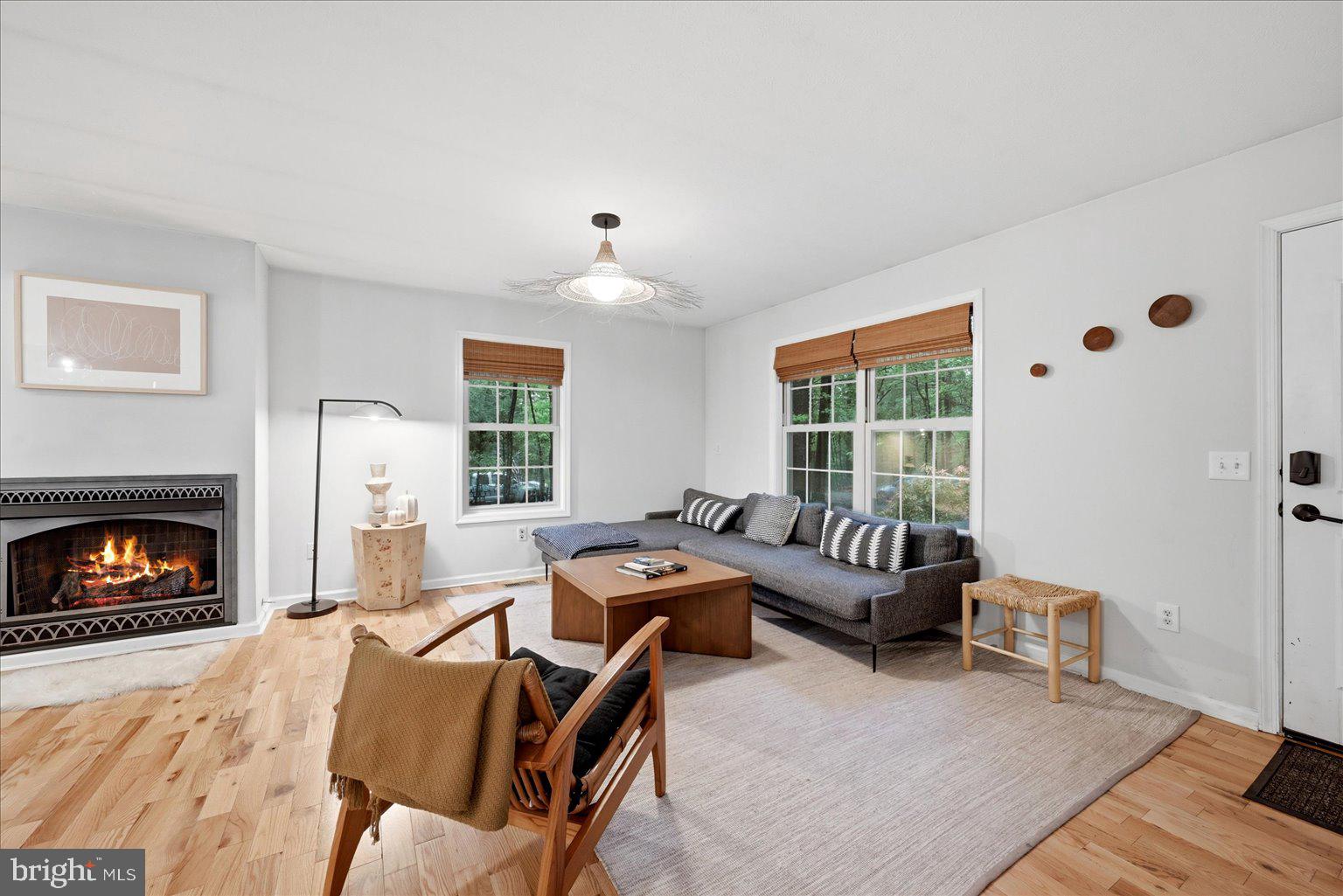 MOUNTAIN VIEW - Residential