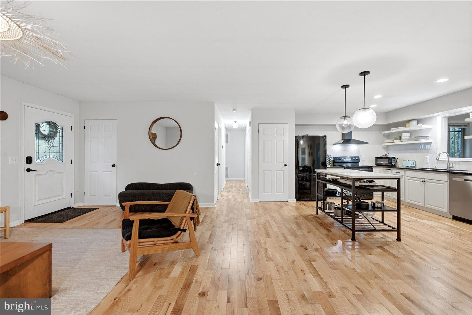 MOUNTAIN VIEW - Residential