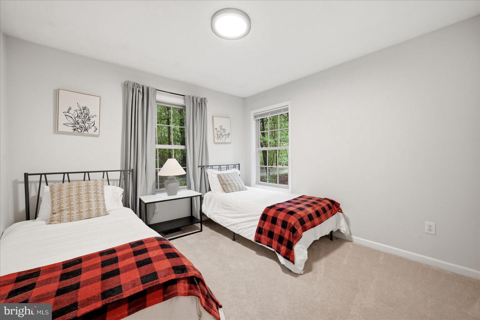 MOUNTAIN VIEW - Residential
