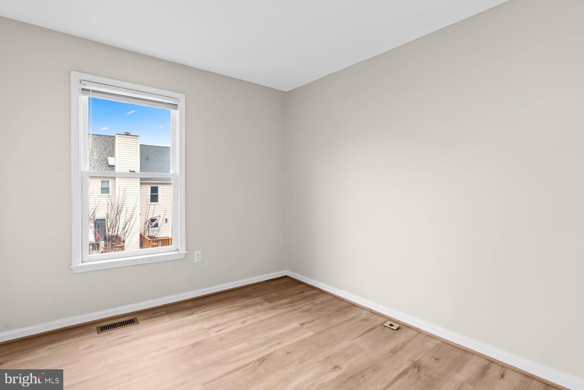 HERITAGE FOREST - Residential Lease