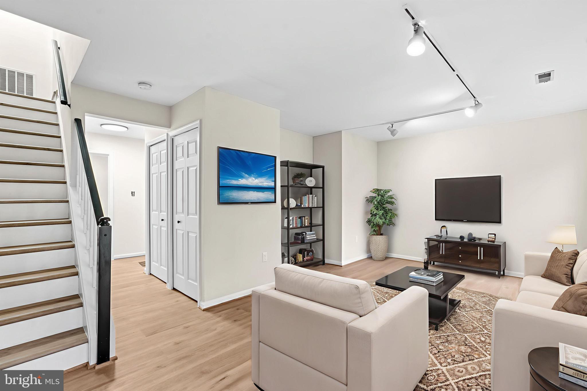 HERITAGE FOREST - Residential Lease