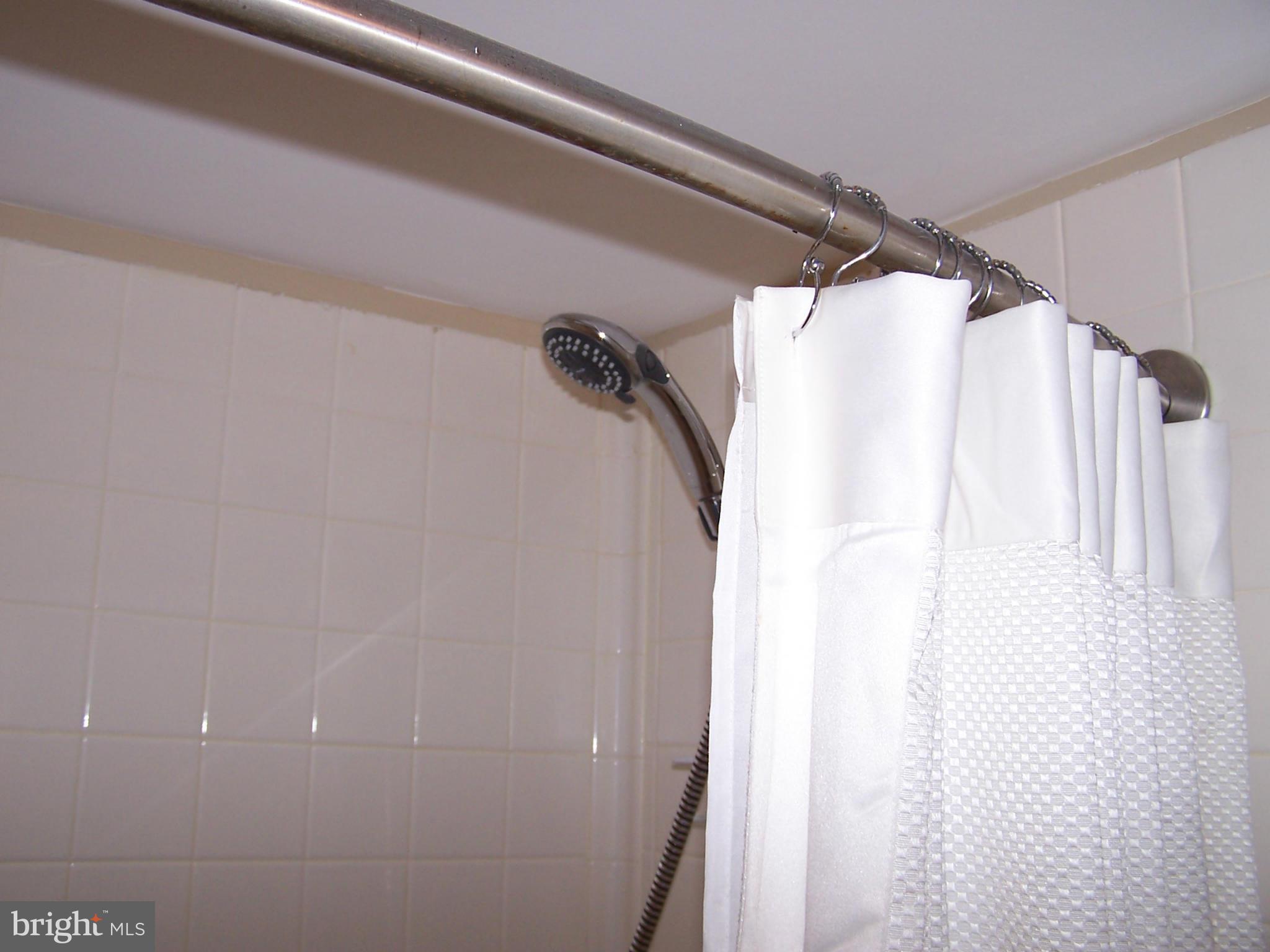 SHADOWOOD - Residential Lease