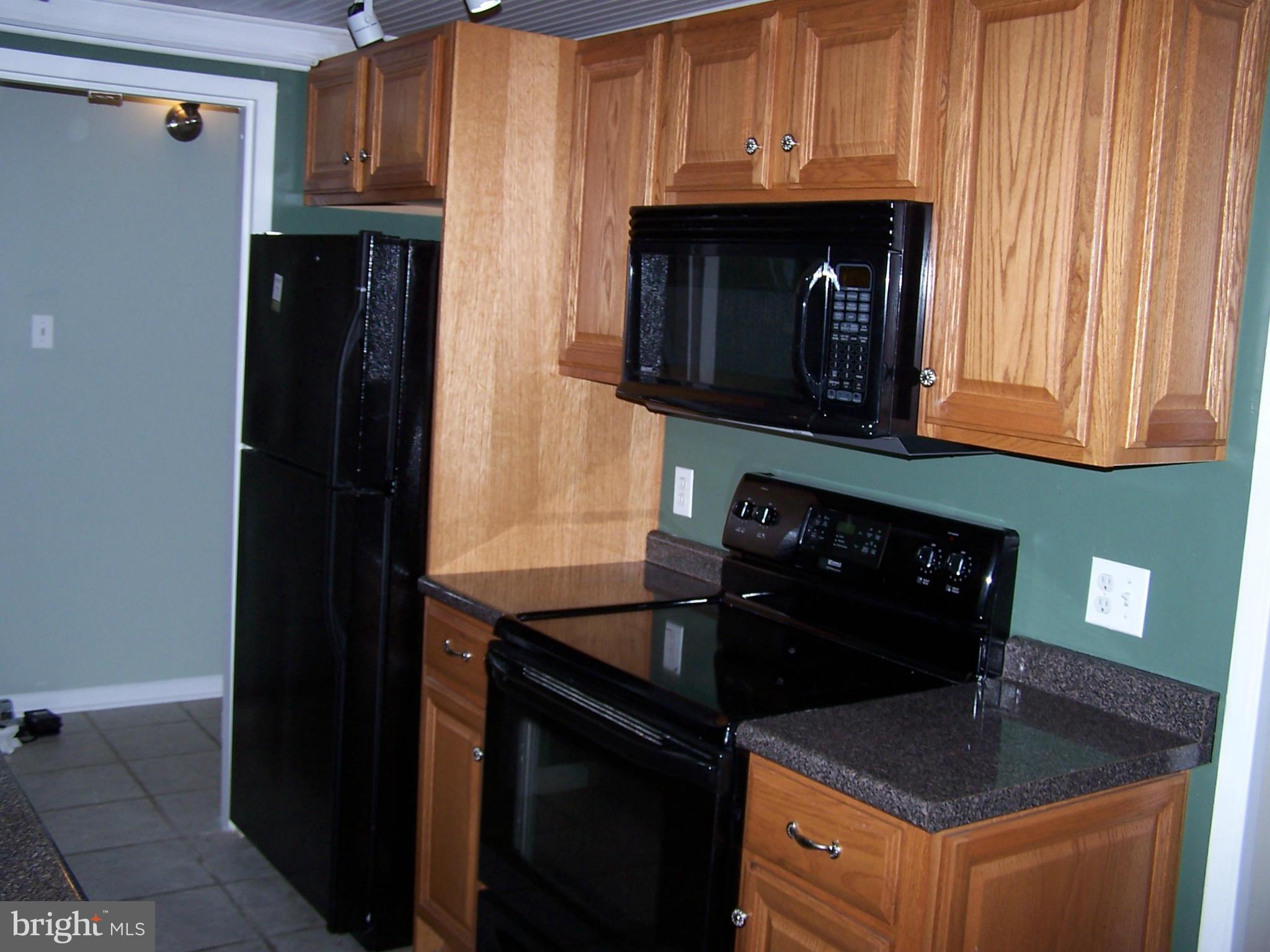 SHADOWOOD - Residential Lease