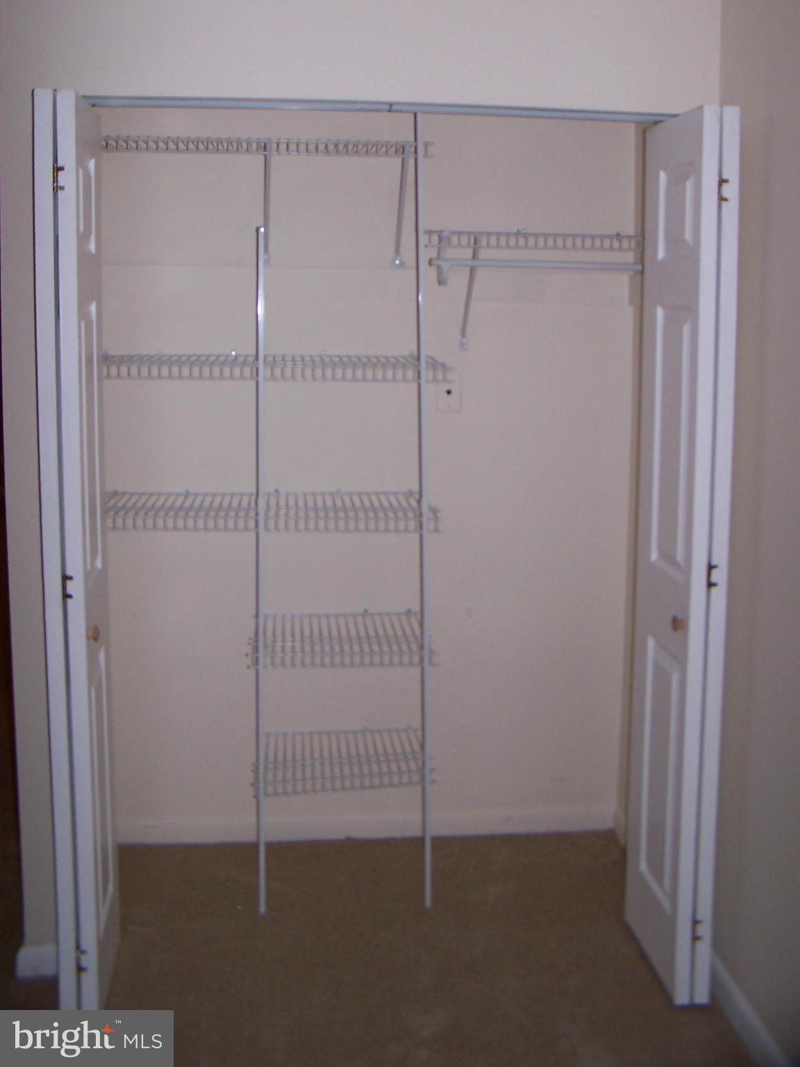 SHADOWOOD - Residential Lease