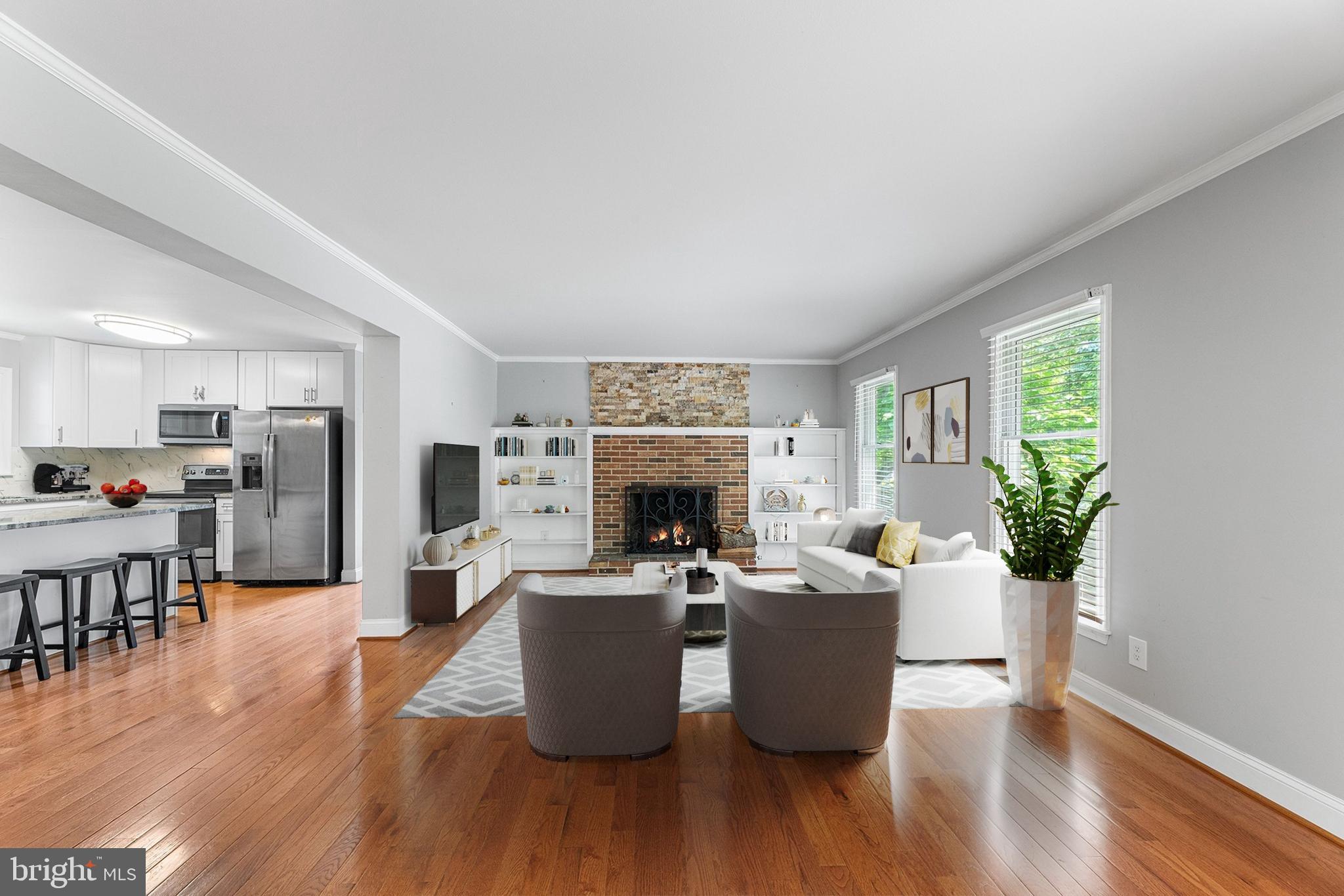 1221 WASHINGTON