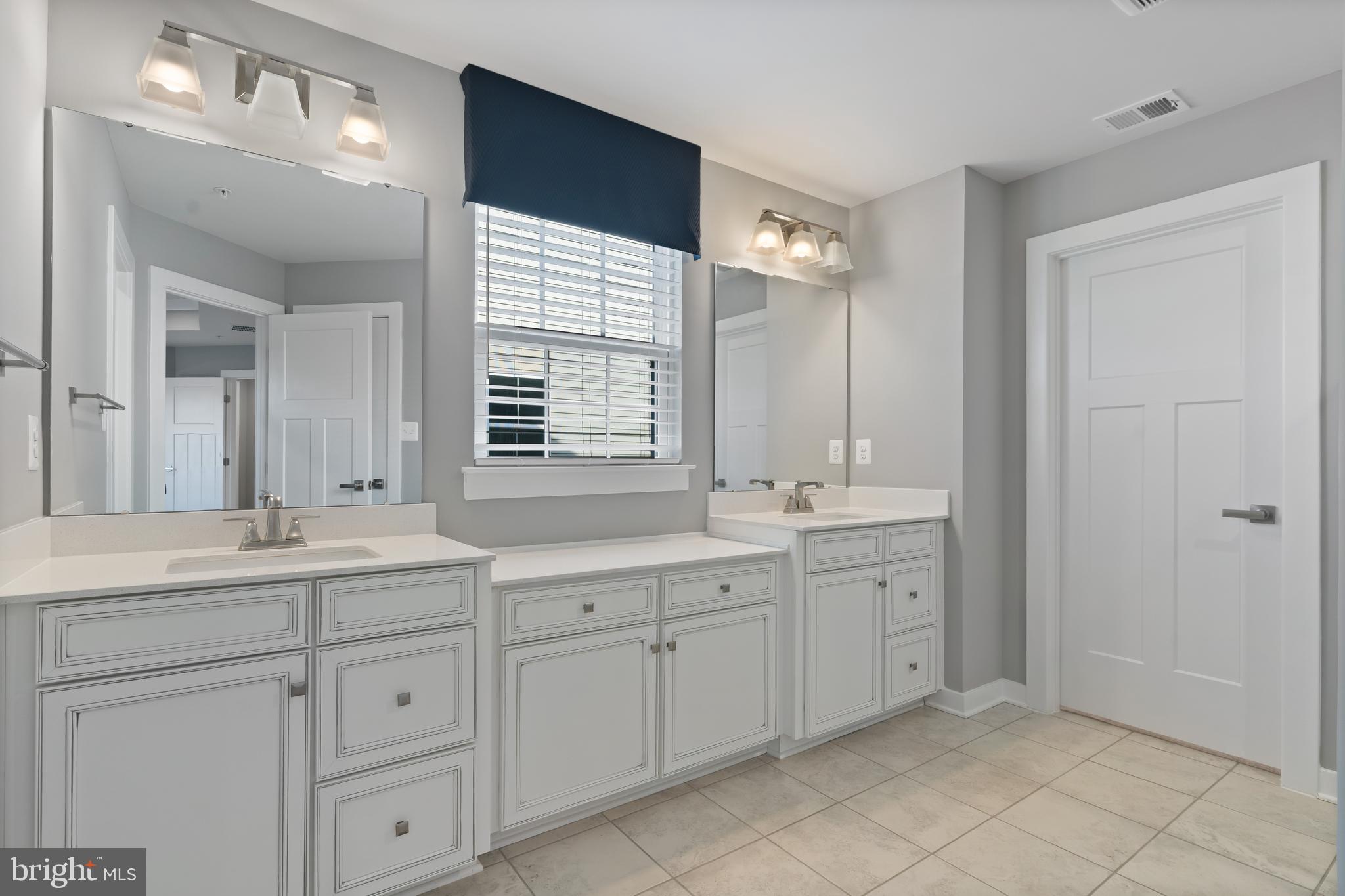 CHRISTOPHER POINTE - Residential