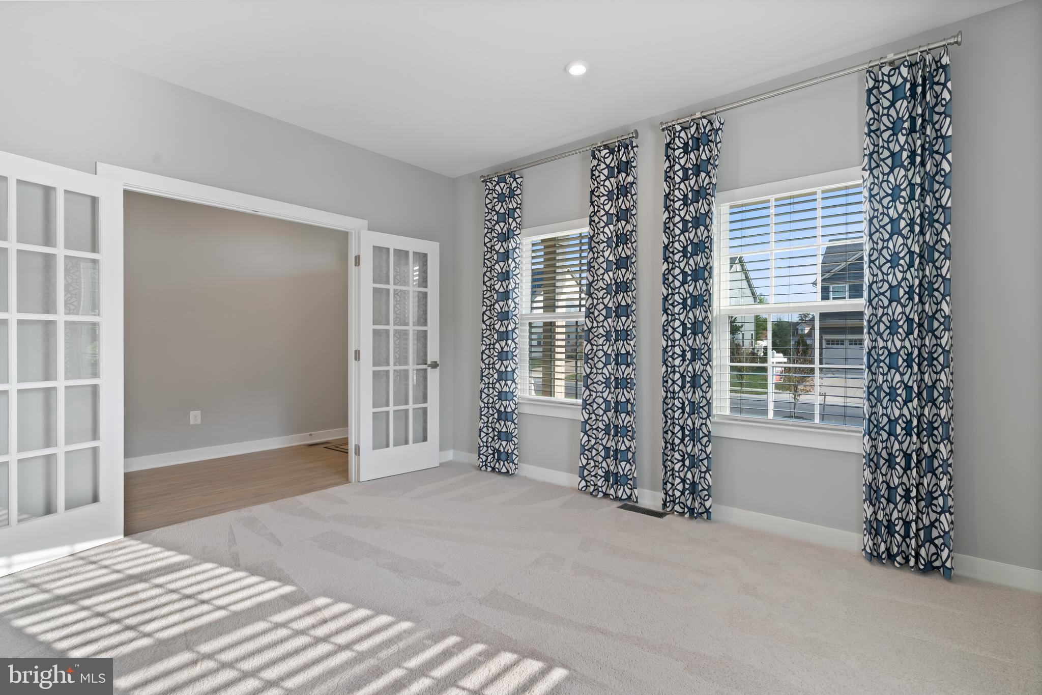 CHRISTOPHER POINTE - Residential