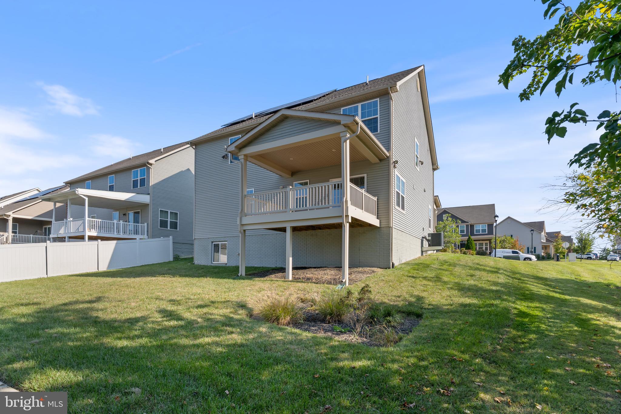 CHRISTOPHER POINTE - Residential