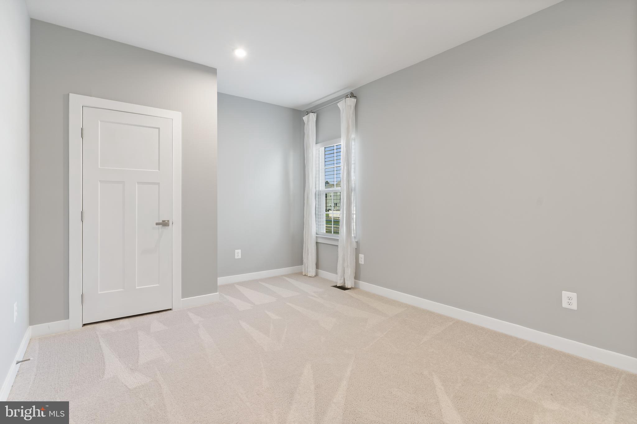 CHRISTOPHER POINTE - Residential