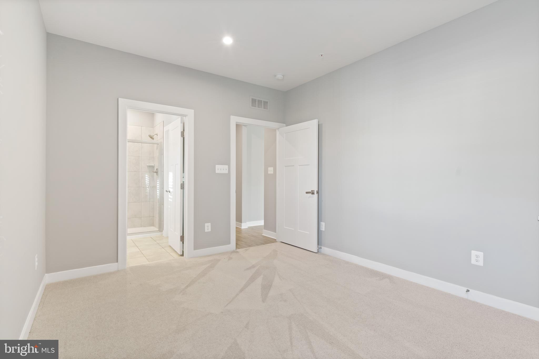 CHRISTOPHER POINTE - Residential